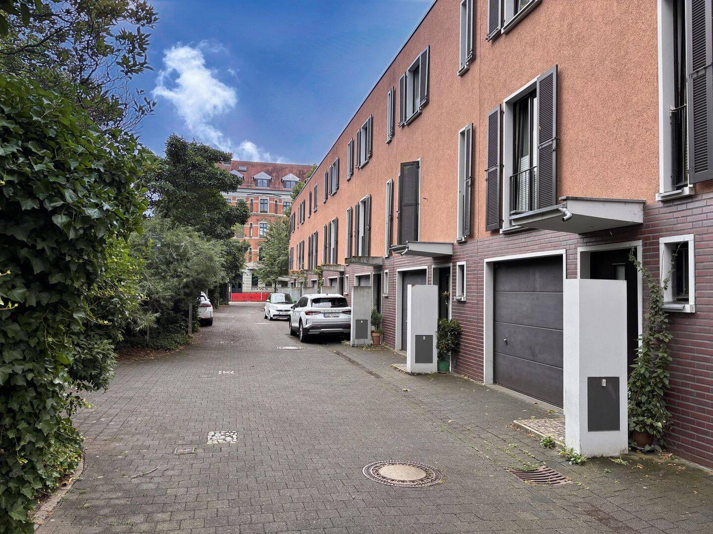 Exklusives Reihenmittelhaus „Ensemble Sweet Water“ in Leipzig-Schleußig, 4229 Leipzig (Kleinzschocher Plagwitz Schleußig)