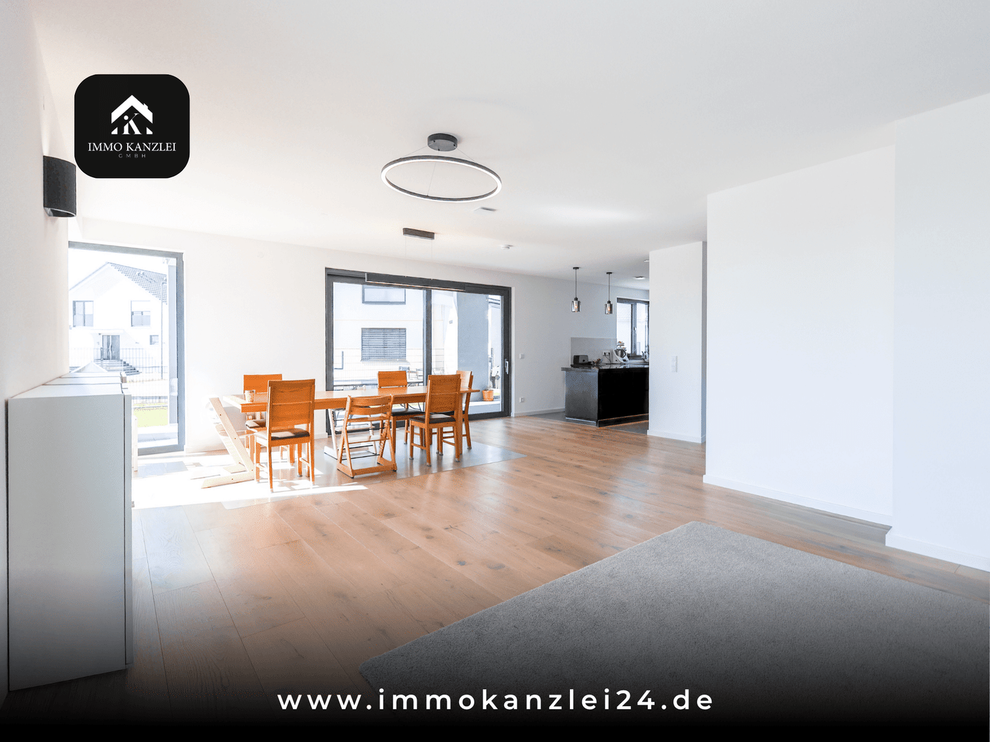 Großzügiges Familienhaus in Neuried mit 298 m², 3 Etagen & Einliegerwohnung!, 77743 Neuried