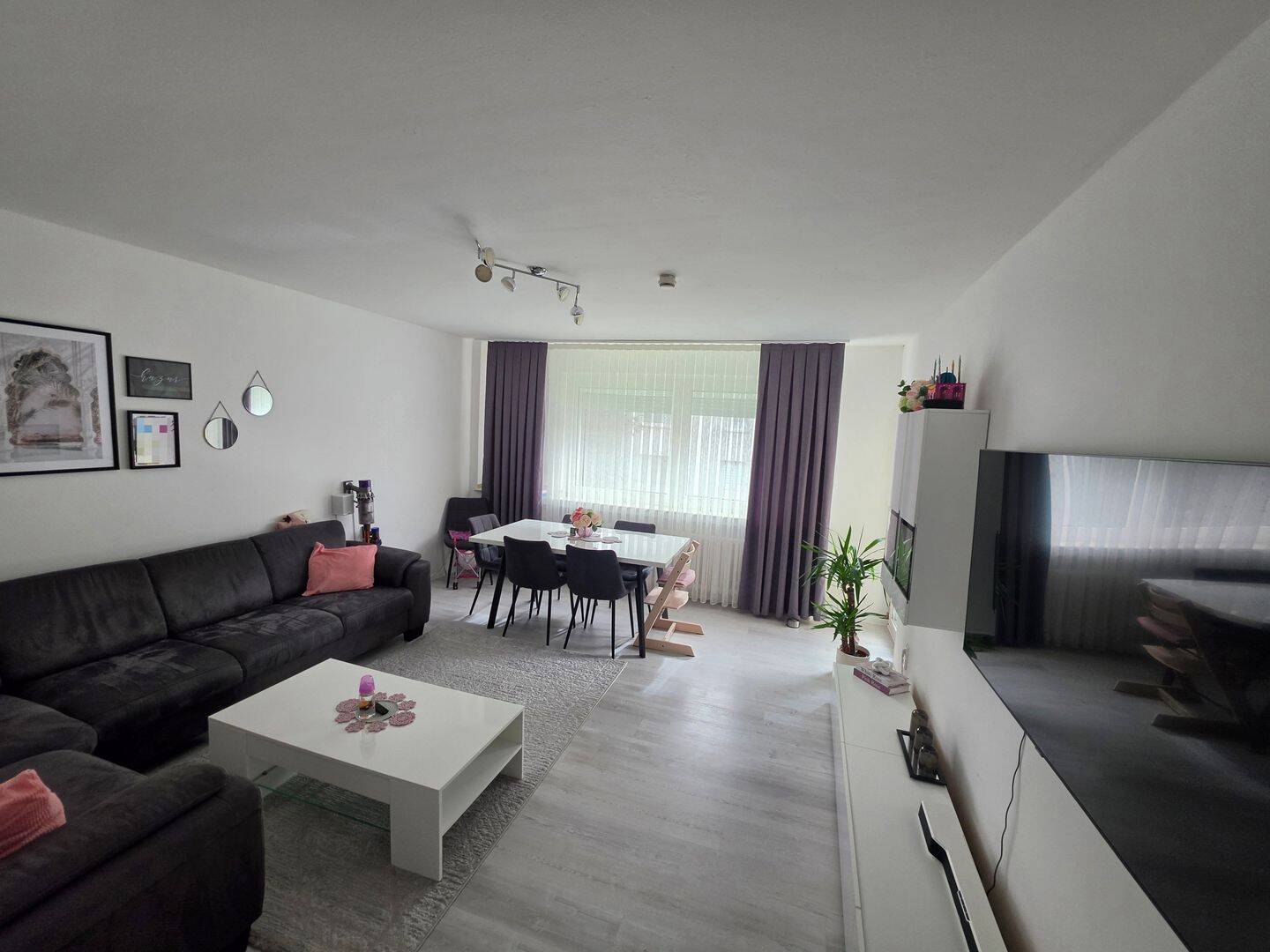 **VELLMAR: Helle 3 ZKB Whg.**, 34246 Vellmar (Hof Mondschirm)