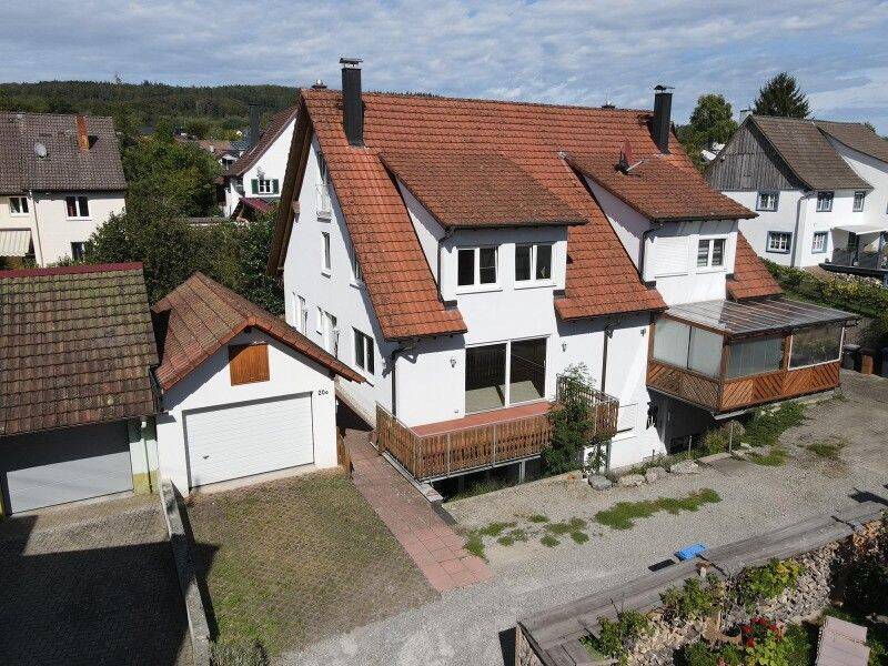 Einfamilienhaus (Doppelhaushälfte) mit Einliegerwohnung und Garage – Öhningen / Höri, 78337 Öhningen