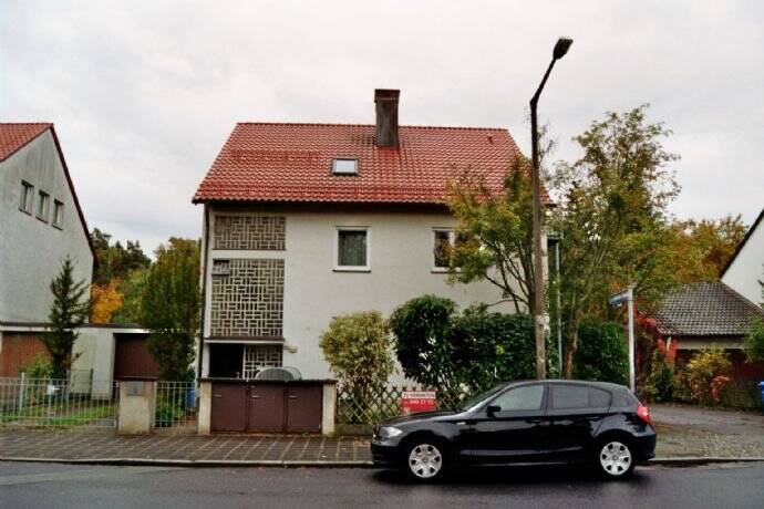 Herzlich willkommen in Ihrem neuen Zuhause! 3 Zimmer/Dachgeschosswohnung mit Balkon, 90480 Nürnberg (Gleißhammer Mögeldorf Tiergarten Weichselgarten Zerzabelshof)