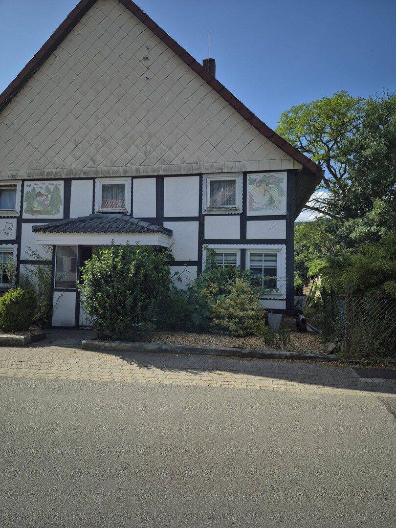 Charmantes Fachwerkhaus in ruhiger Dorflage, 31840 Hessisch Oldendorf