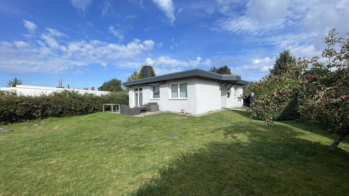 Ferienhaus in Strandnähe – Flachdachbungalow in der Göschbecksiedlung, Scharbeutz, 23683 Scharbeutz