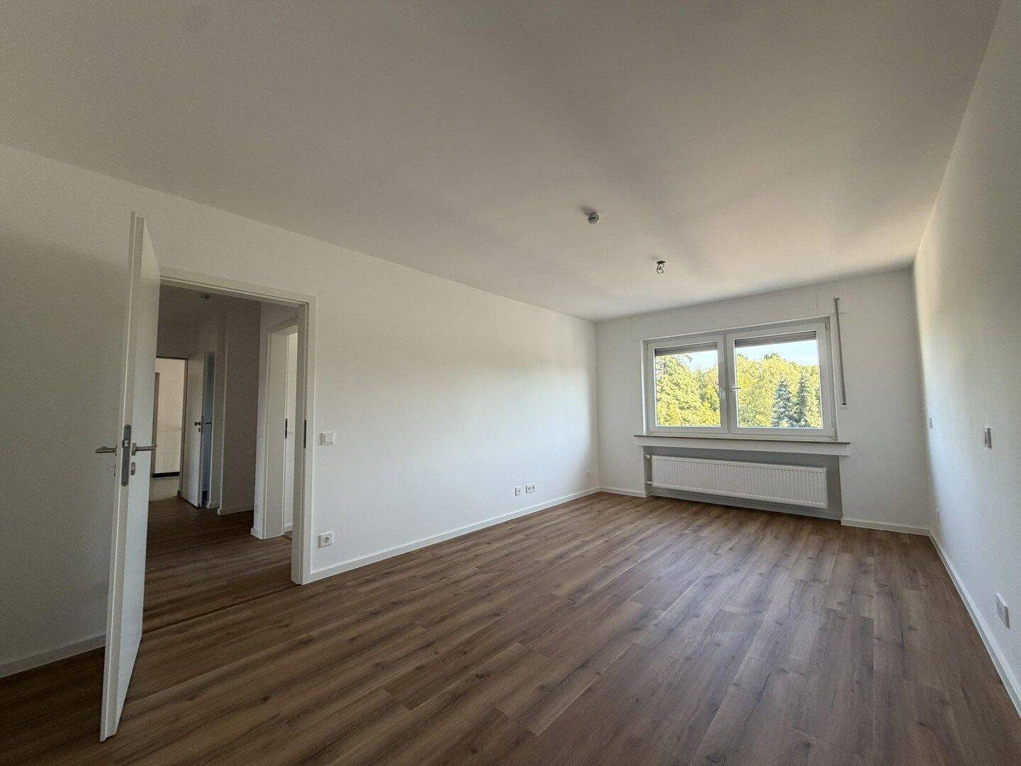 Moderne 3-Zimmer-Wohnung mit durchdachtem Grundriss in Köln Weiden, 50859 Köln (Lindenthal Lövenich Weiden Widdersdorf)