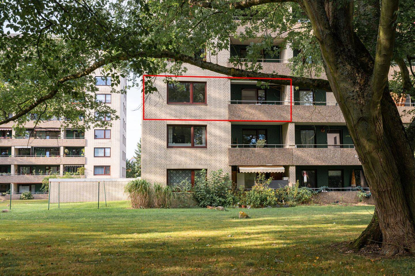 Bezugsfrei: 3-Zimmer-Wohnung mit Balkon, Aufzug & neuen Fenstern in Lüneburg-Kreideberg, 21339 Lüneburg