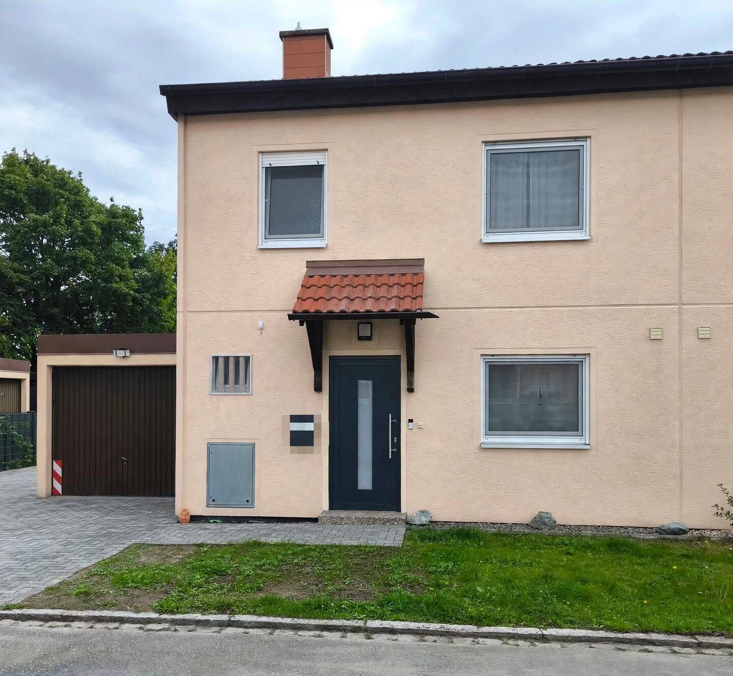 Provisionsfreie Teil-modernisierte Doppelhaushälfte mit Garage, Garten, 92700 Weiherhammer