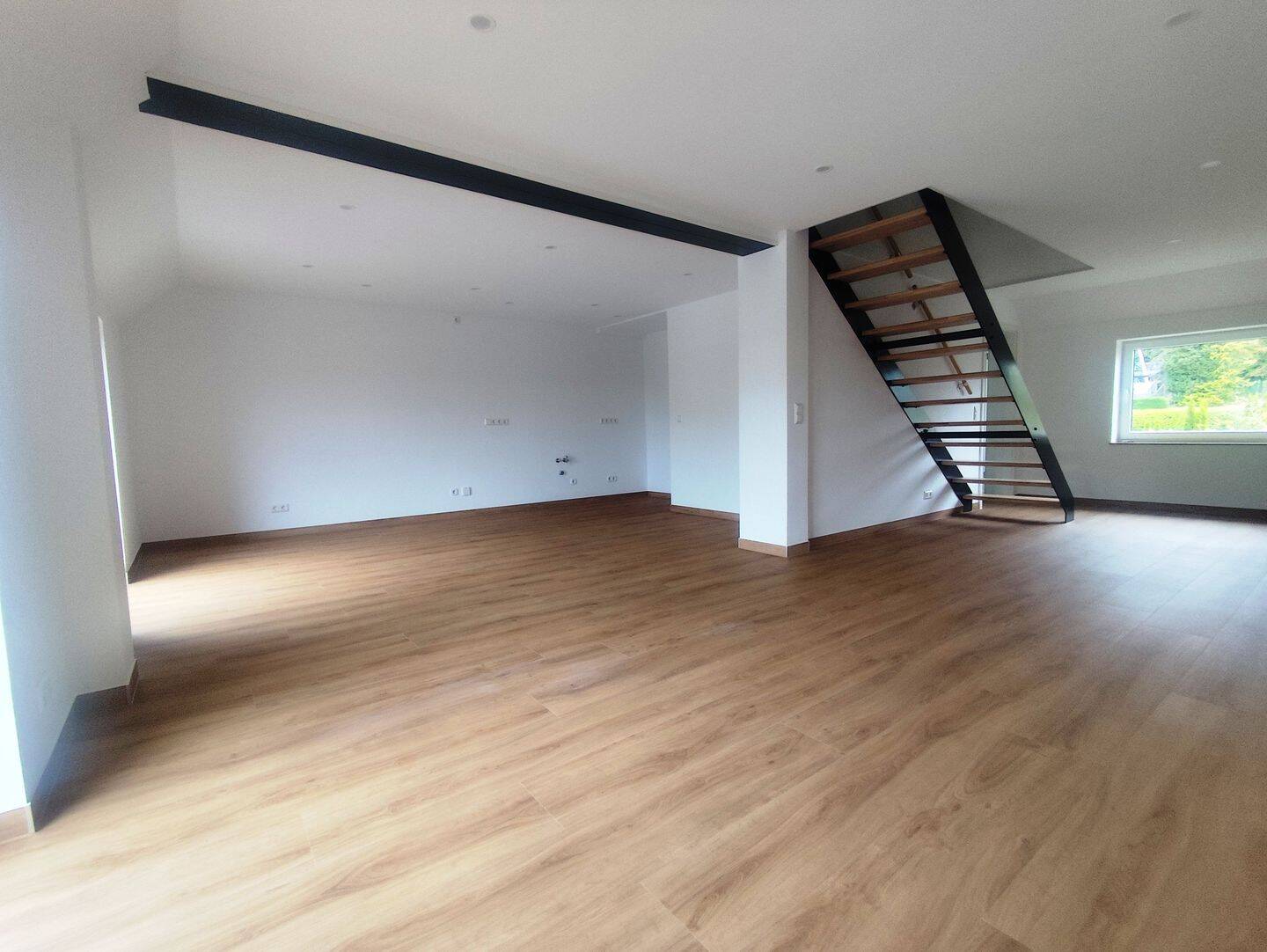 Schöne Wohnung auf 2 Etagen, 54293 Trier