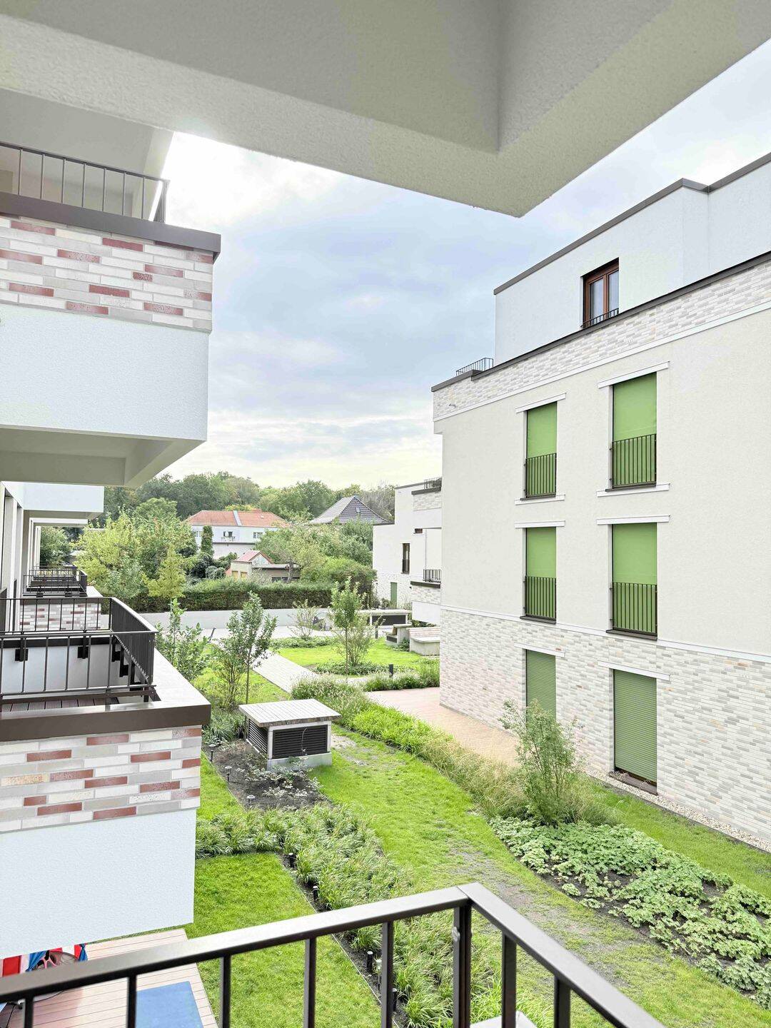 Neubau-Wohnen in Berlin-Weißensee: 3-Zimmer-Apartment mit Balkon, 13086 Berlin (Pankow Weißensee)