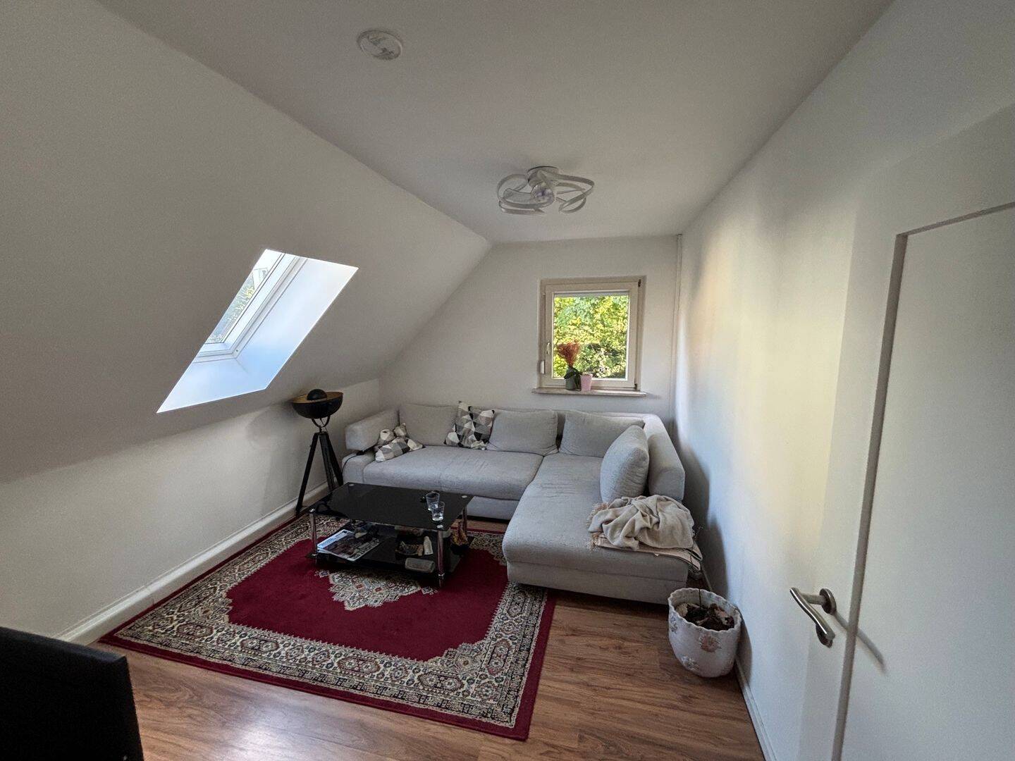 Schöne Dachgeschosswohnung, 3 Zimmer, 55 m², 96049 Bamberg (Bamberg Bug Gaustadt Wildensorg)