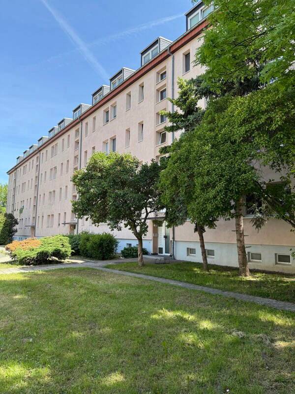 Studenten aufgepasst! 1-Zimmer-Wohnung in der Tiergartensiedlung, 99089 Erfurt (Altstadt Andreasvorstadt Berliner Platz Ilversgehofen Rieth)