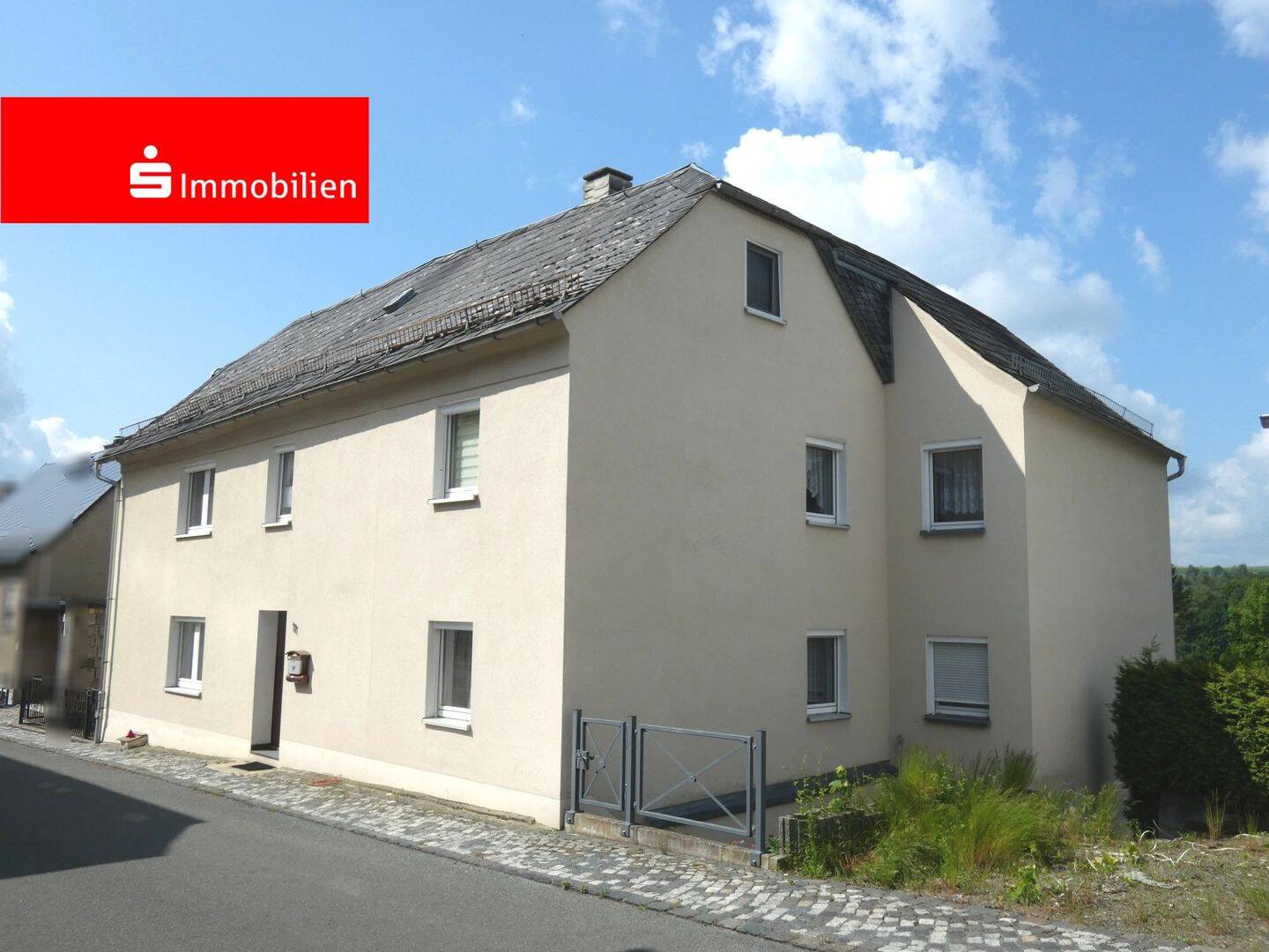 Familienleben neu gedacht – Einfamilienhaus in Hirschberg mit Platz für Jung & Alt, 7927 Hirschberg