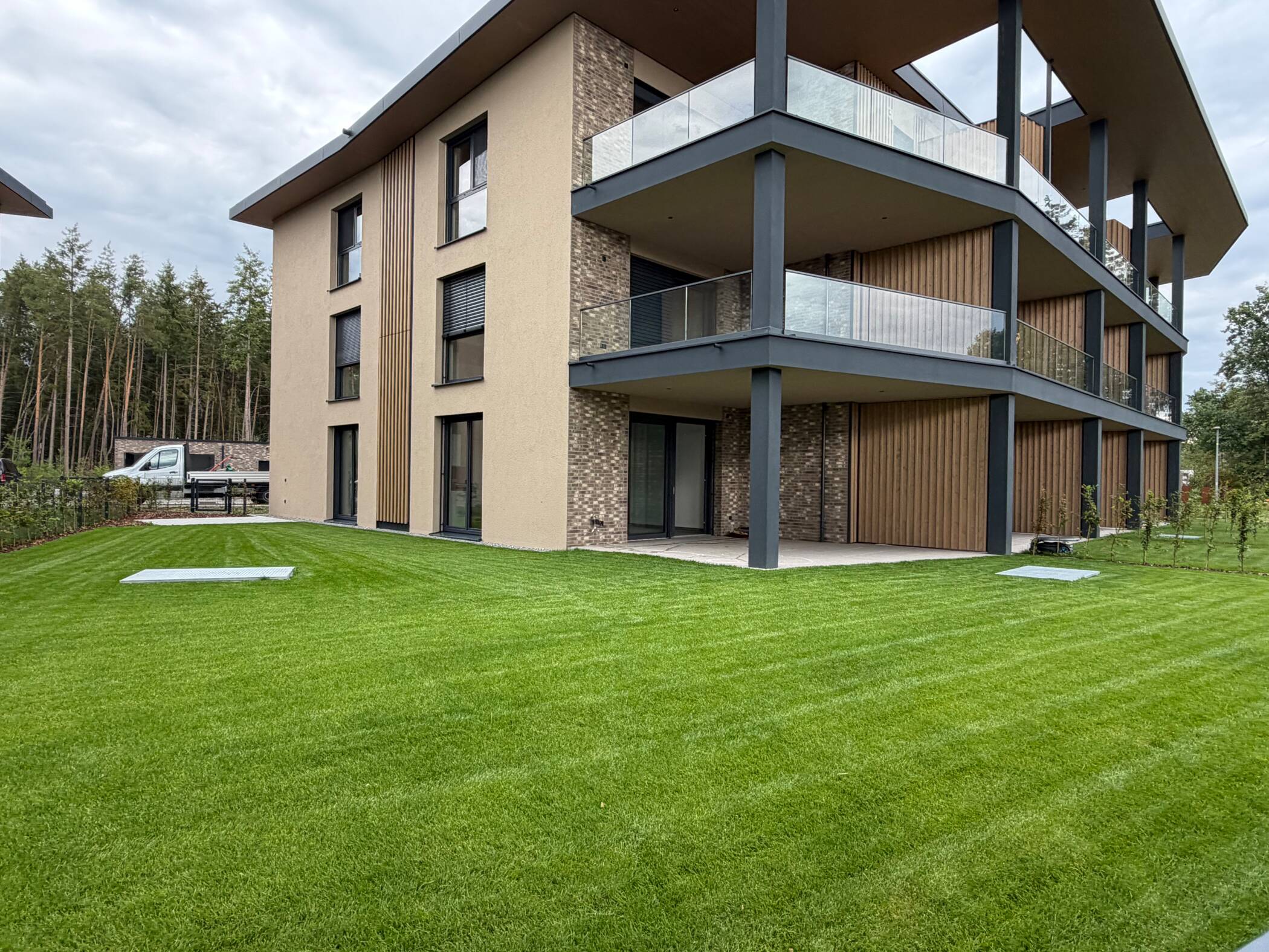 Neue 4-Zimmer-Wohnung mit gehobener Ausstattung in Steinberg am See, 92449 Steinberg am See