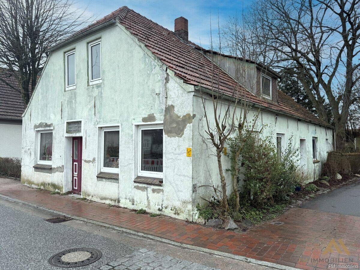 Neustad-Gödens/ Brückstraße 21 – Sanierungsbedürftiges Objekt!, 26452 Sande
