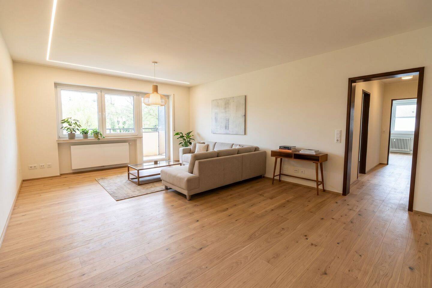 Barrierefrei zum Panoramablick: Renovierungsbedürftiges 4-Zi.-Projekt inklusive Garage u. Stellplatz, 71272 Renningen