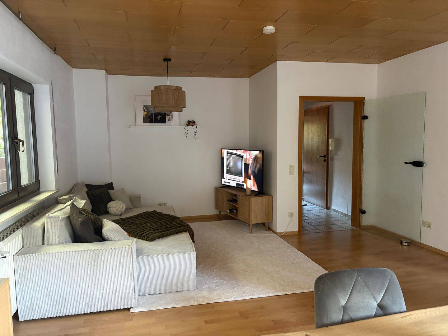 Großzügige 2-Zimmer-Wohnung mit wunderschönem Ausblick im Gorxheimertal, 69517 Gorxheimertal