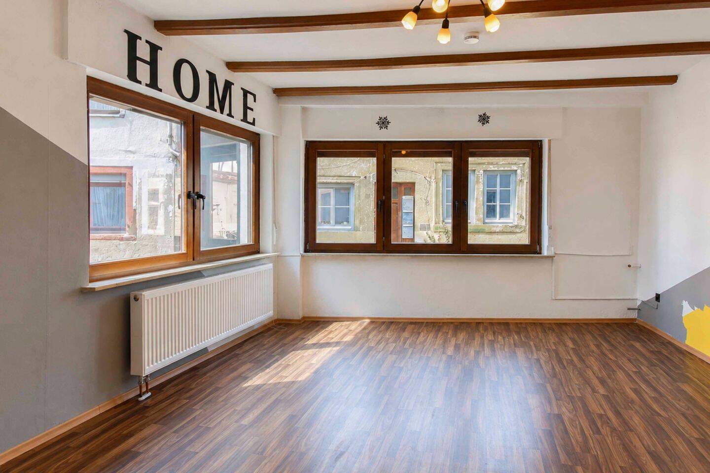 Stadthaus statt Wohnung: 156 m², 7 Zimmer, Stellplatz & PV mitten in Bad Orb, 63619 Bad Orb