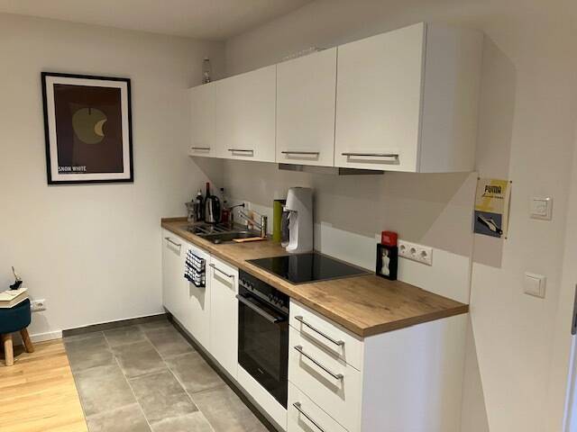 Kernsaniertes ruhiges 1-Zimmer-Appartment mit Küche und Loggia Nähe Bohlenplatz, 91052 Erlangen (Anger Erlangen-Ost Erlangen-Süd Innenstadt)