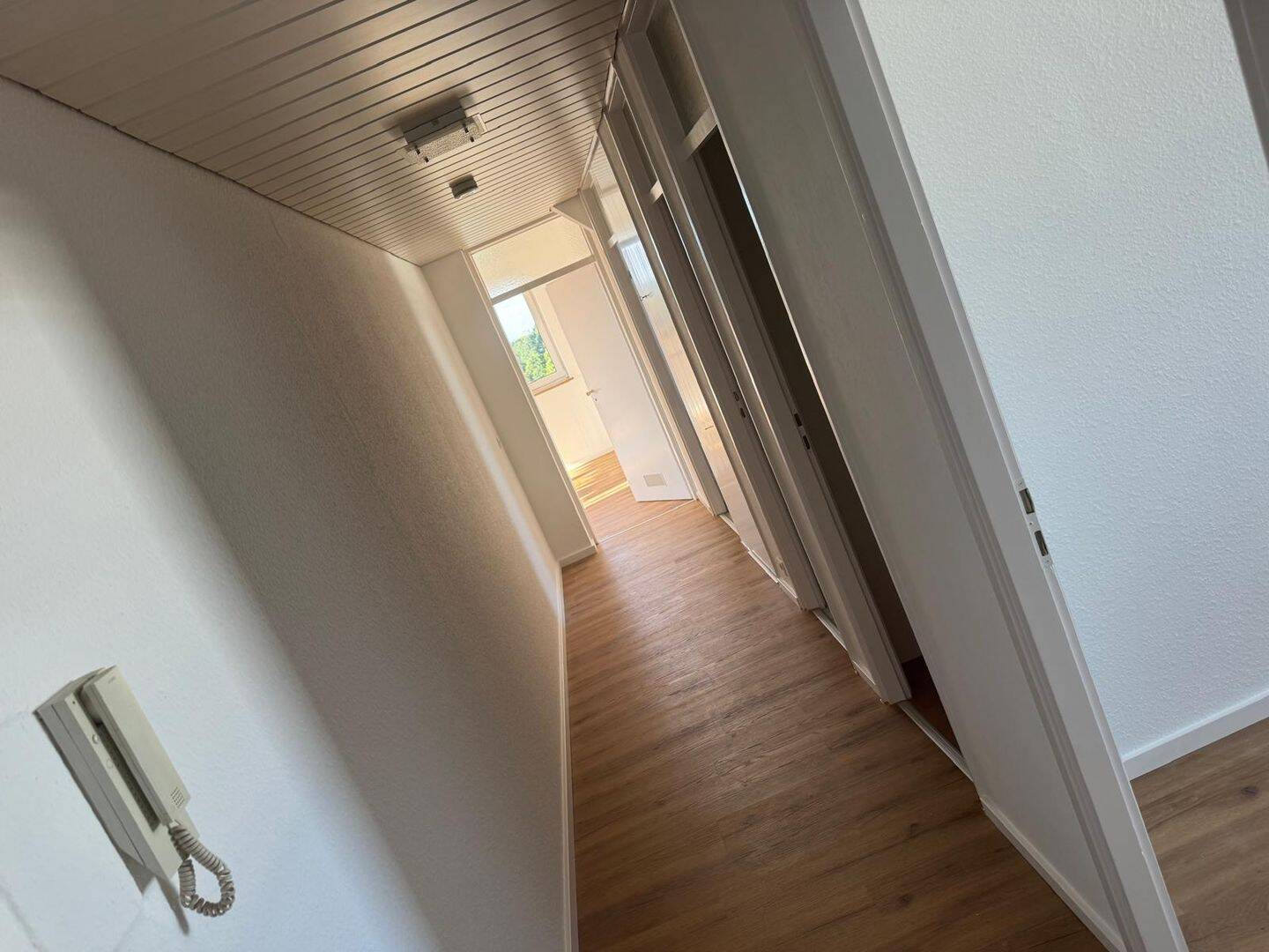 3-Zimmer-Wohnung zu vermieten inkl. Einbauküche und Balkon, 90471 Nürnberg (Dutzendteich Langwasser Neuselsbrunn Stadion Zollhaus)