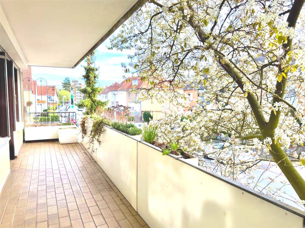 METEOR IMMOBILIEN : Mit herrlichem Sonnenbalkon…, 31785 Hameln