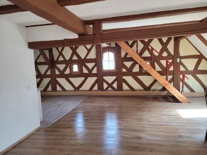 Die Wohnung hat eine schöne, helle Atmosphäre., 91220 Schnaittach