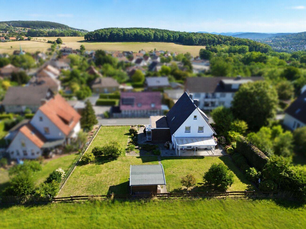 RESERVIERT! Ein Zuhause mit Gartenidylle – gepflegtes Einfamilienhaus in Vlotho, 32602 Vlotho