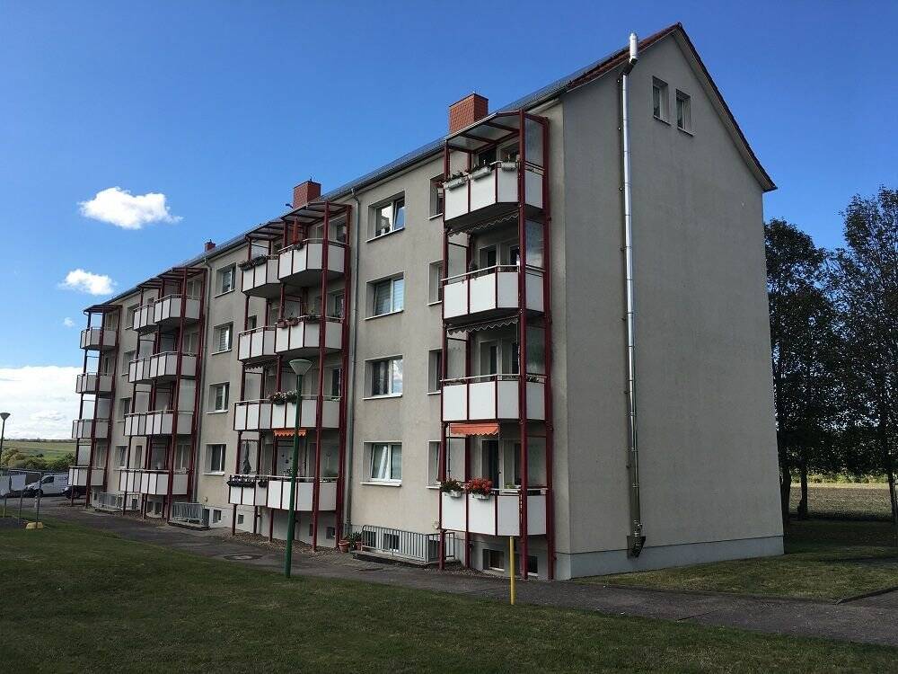 frisch sanierte 4-Raumwohnung im 3. Obergeschoss mit Balkon und Stellplatz, 99820 Hörselberg-Hainich