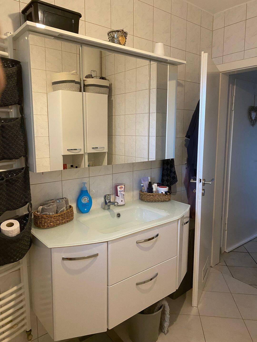 Suche Nachmieter für schöne 2 1/2 Raum Whg. Balkon Garten, 46047 Oberhausen