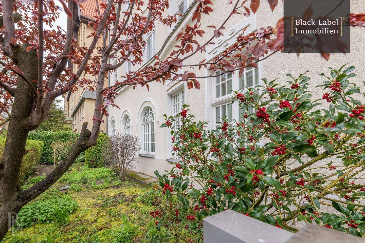 Westend von seiner schönsten Seite – 4-Zimmer-Altbauwohnung mit Terrasse, 14050 Berlin (Charlottenburg-Wilmersdorf)