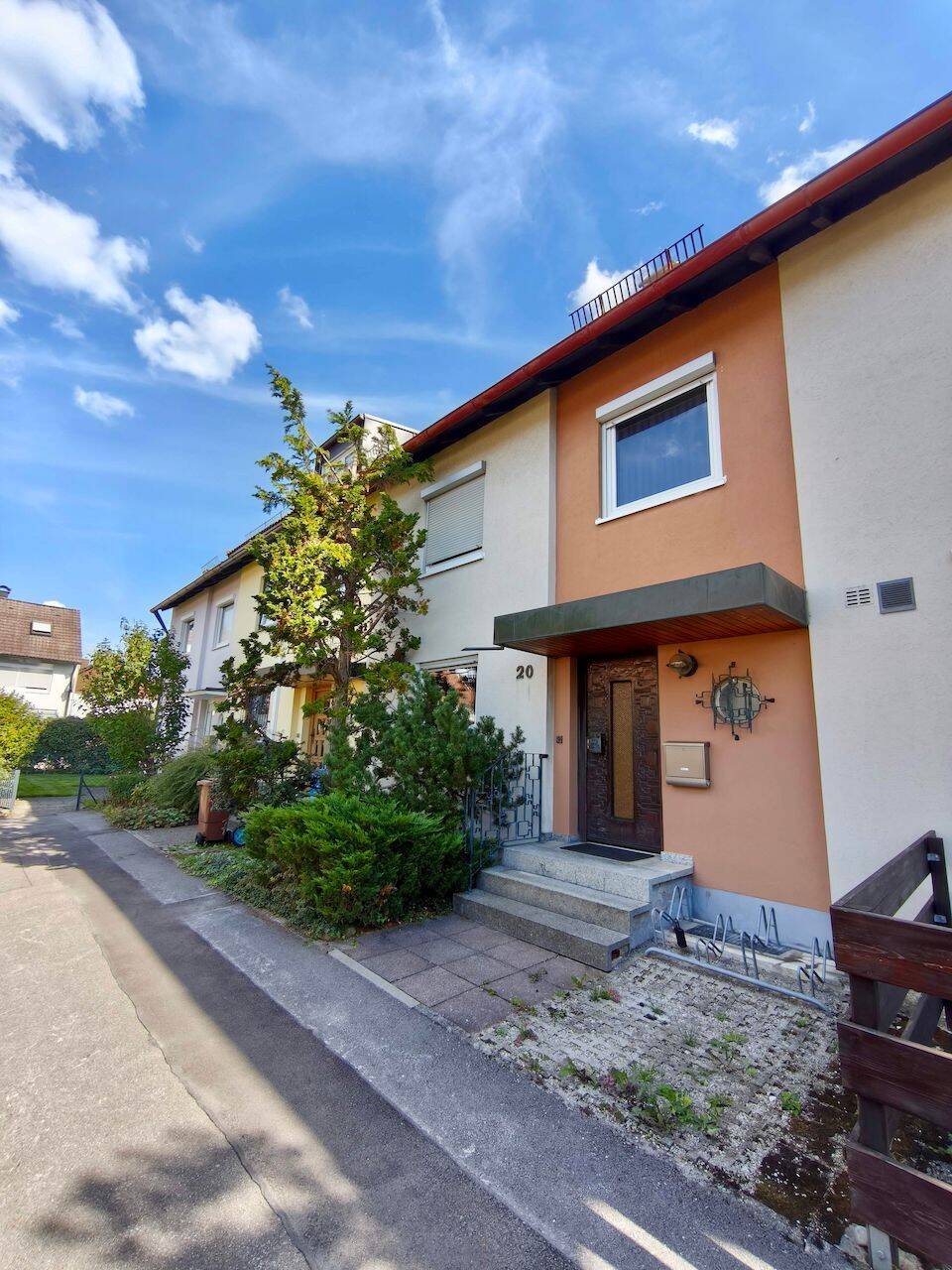 Großes Reihenmittelhaus, 5 Zimmer, 136 qm Wfl., im grünen Puchheim nahe München, 82178 Puchheim