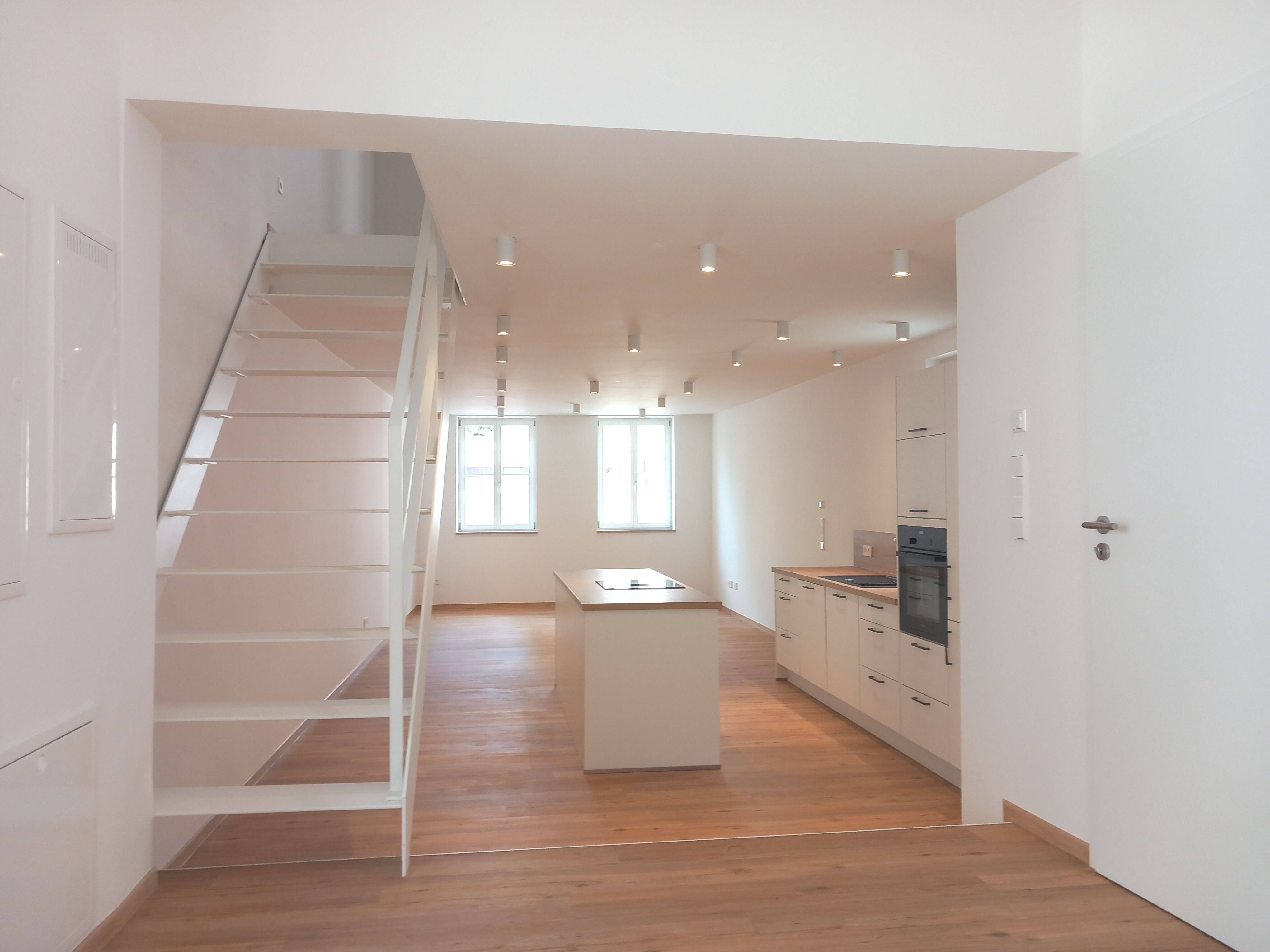 Moderne 2,5 Zimmer Wohnung mit Einbauküche in der Stadtmitte, 86720 Nördlingen