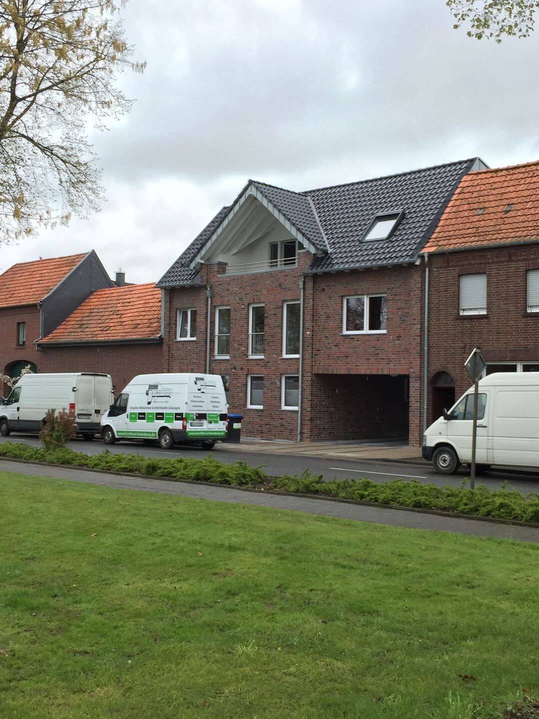 Vermietung einer barrierefreien Wohnung mitten in Birgden, in sonniger und ruhiger Hinterhoflage., 52538 Gangelt