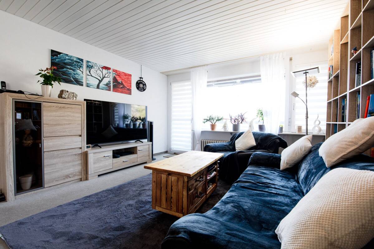 Helle 4-Zimmer-ETW mit Loggia am Waldrand von Wyhlen, 79639 Grenzach-Wyhlen