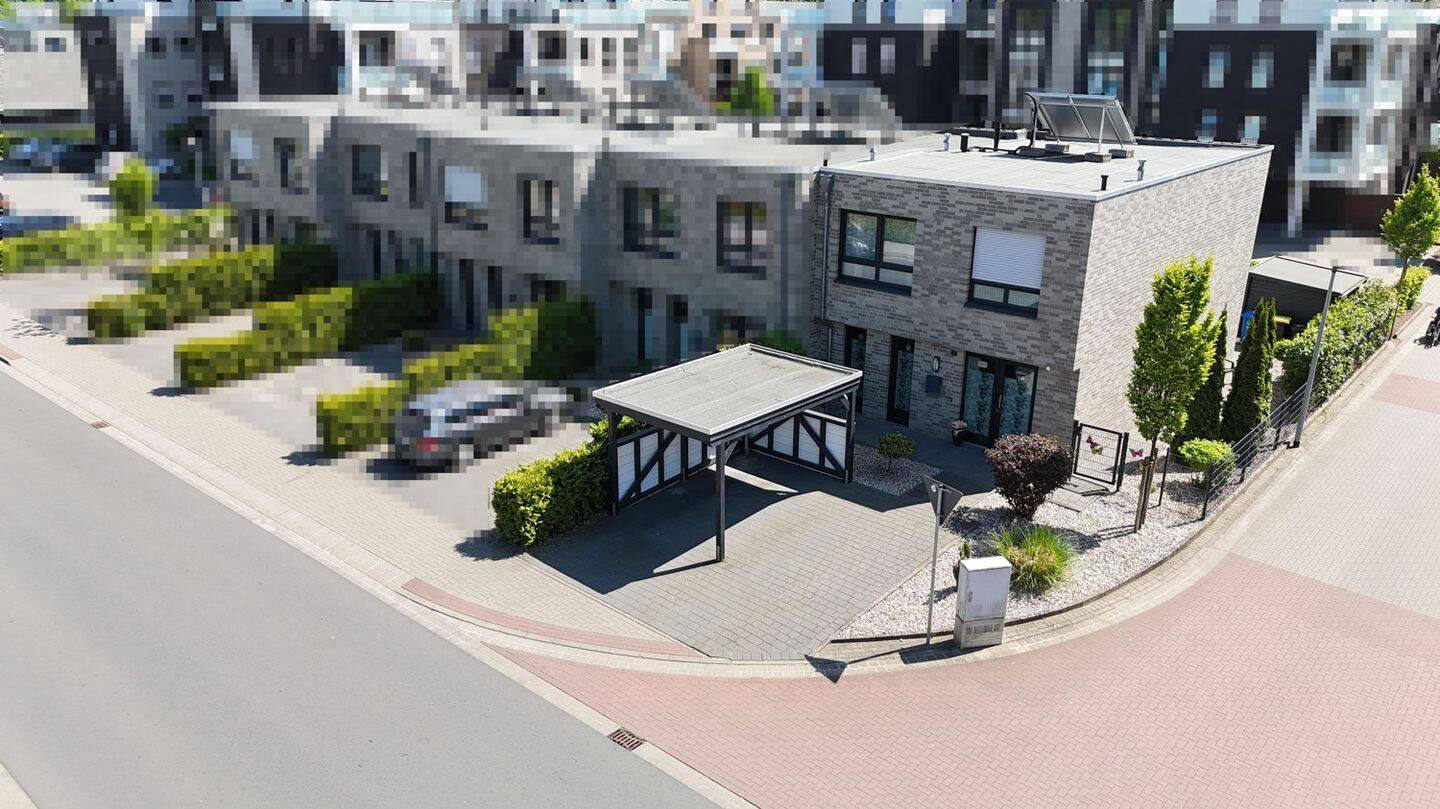 Wohnen mitten in Cloppenburg: Gepflegtes Reihenendhaus mit viel Platz!, 49661 Cloppenburg
