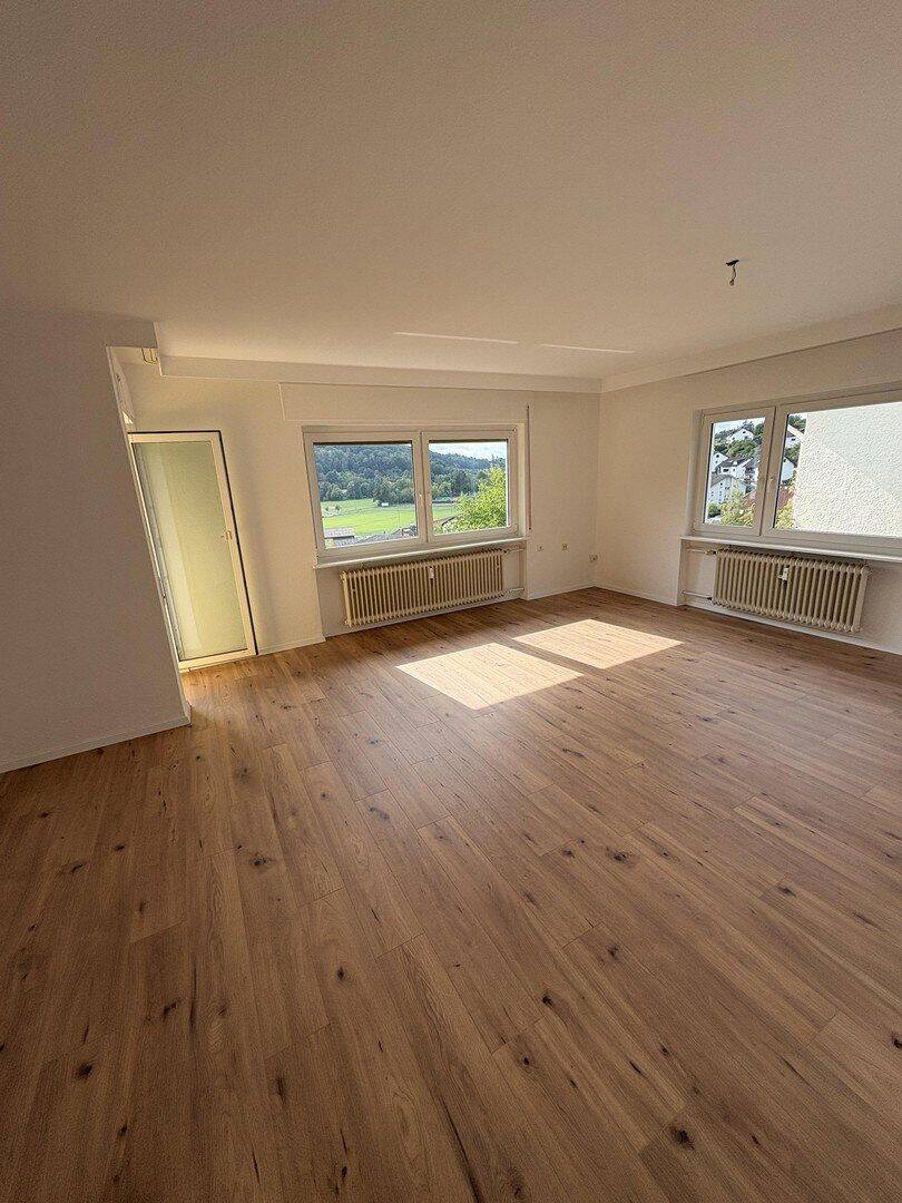 Schöne frisch renovierte 3 Zimmerwohnung am Südhang in Ortenberg, 63683 Ortenberg