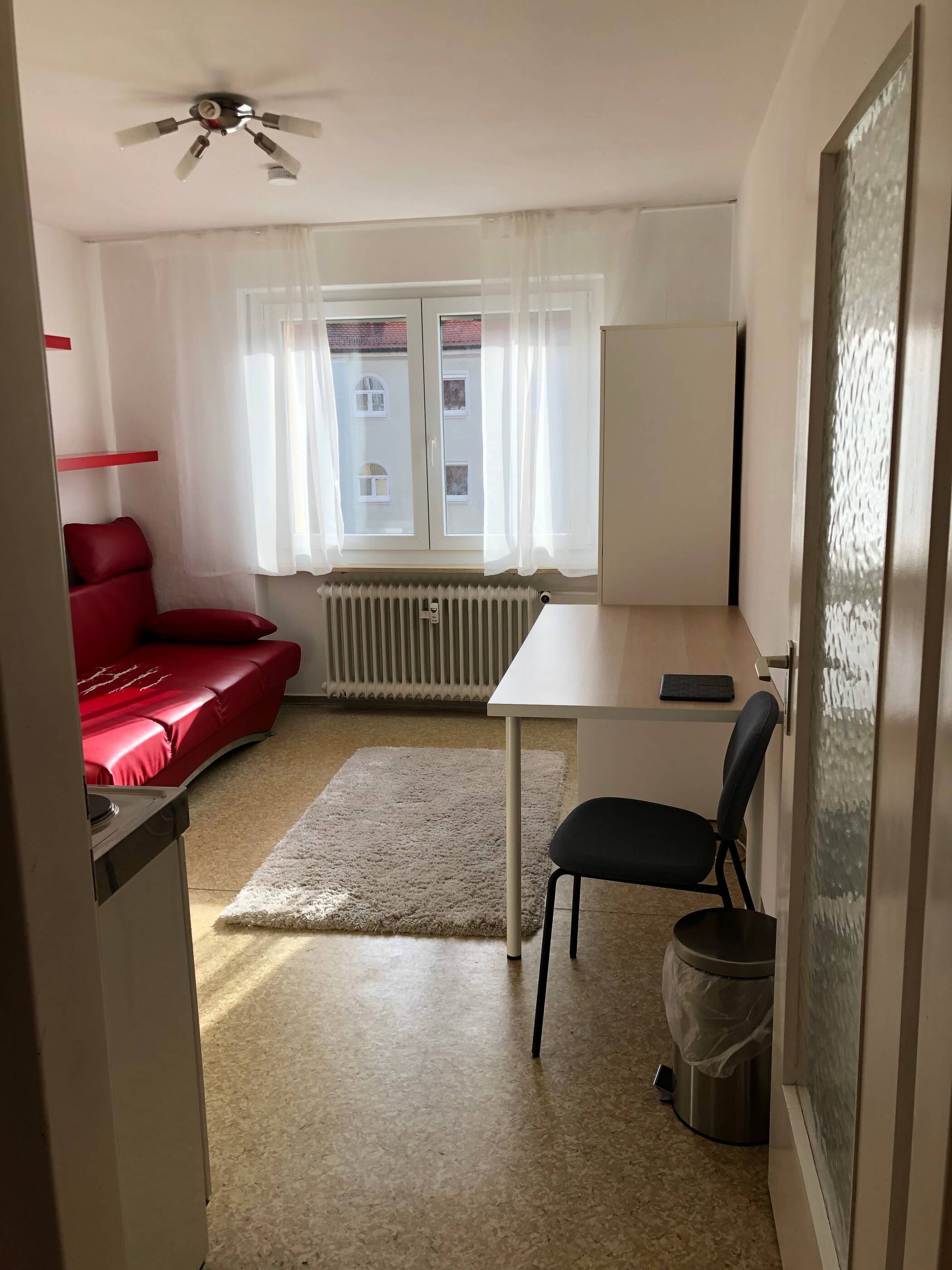 Gemütliche 1-Zimmer-Wohnung mit Möbel und Einbauküche in Altstadt Lage, 97072 Würzburg (Altstadt Sanderau)