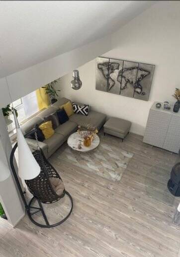 Wunderschöne 3 Zimmer Dachgeschosswohnung + Galerie + Kamin, 63128 Dietzenbach