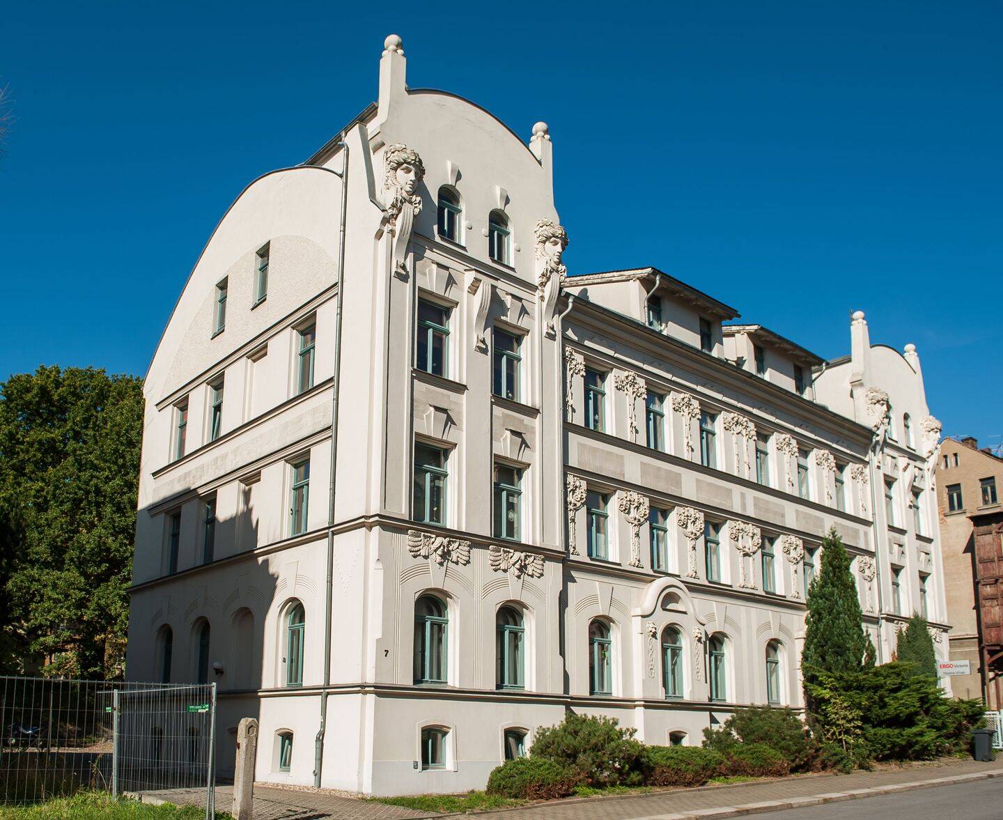moderne 2- Raum Wohnung im Hochparterre, 2763 Zittau