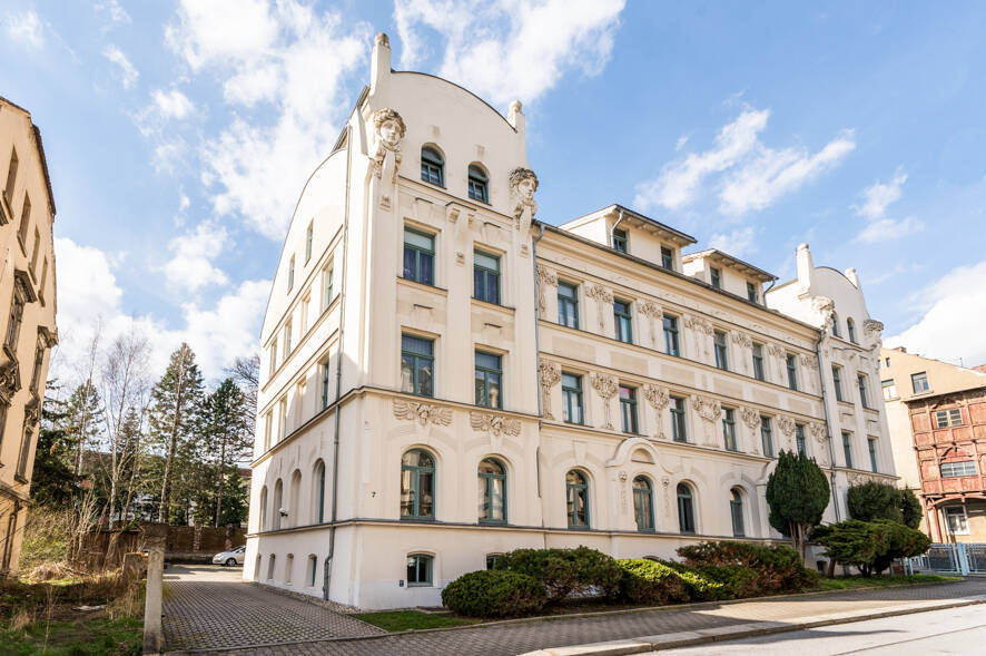 helle 2- Raum Wohnung im Dachgeschoss, 2763 Zittau