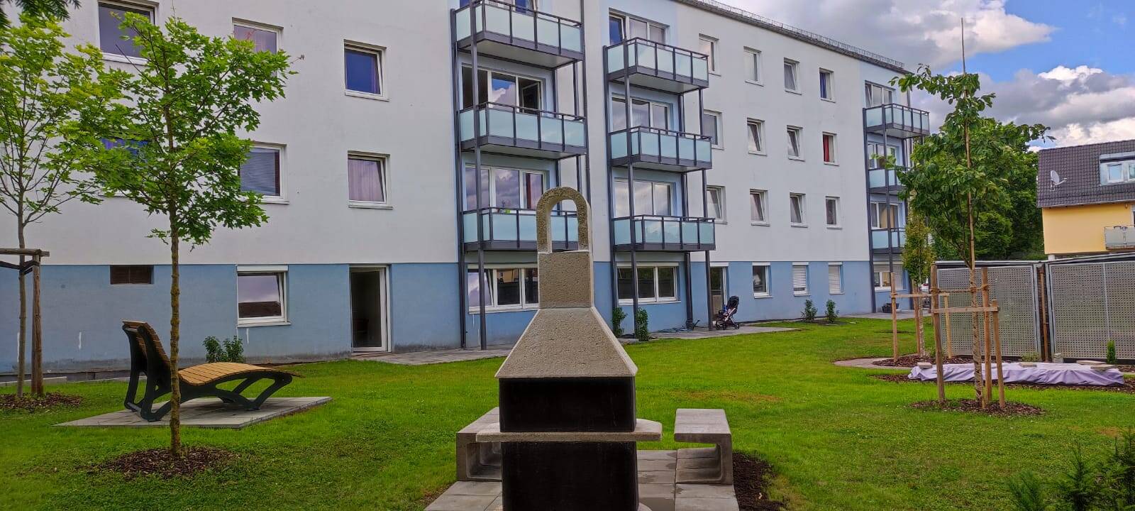 Mehrere großzüge teilrenov. Balkonwoh., selber streichen & Boden legen und sparen, oder vollrenoviert nach Absprache., 91074 Herzogenaurach