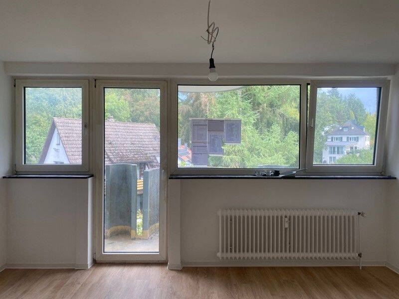 Sanierte 1-Zimmer-Single-Wohnung mit Balkon, 61476 Kronberg im Taunus