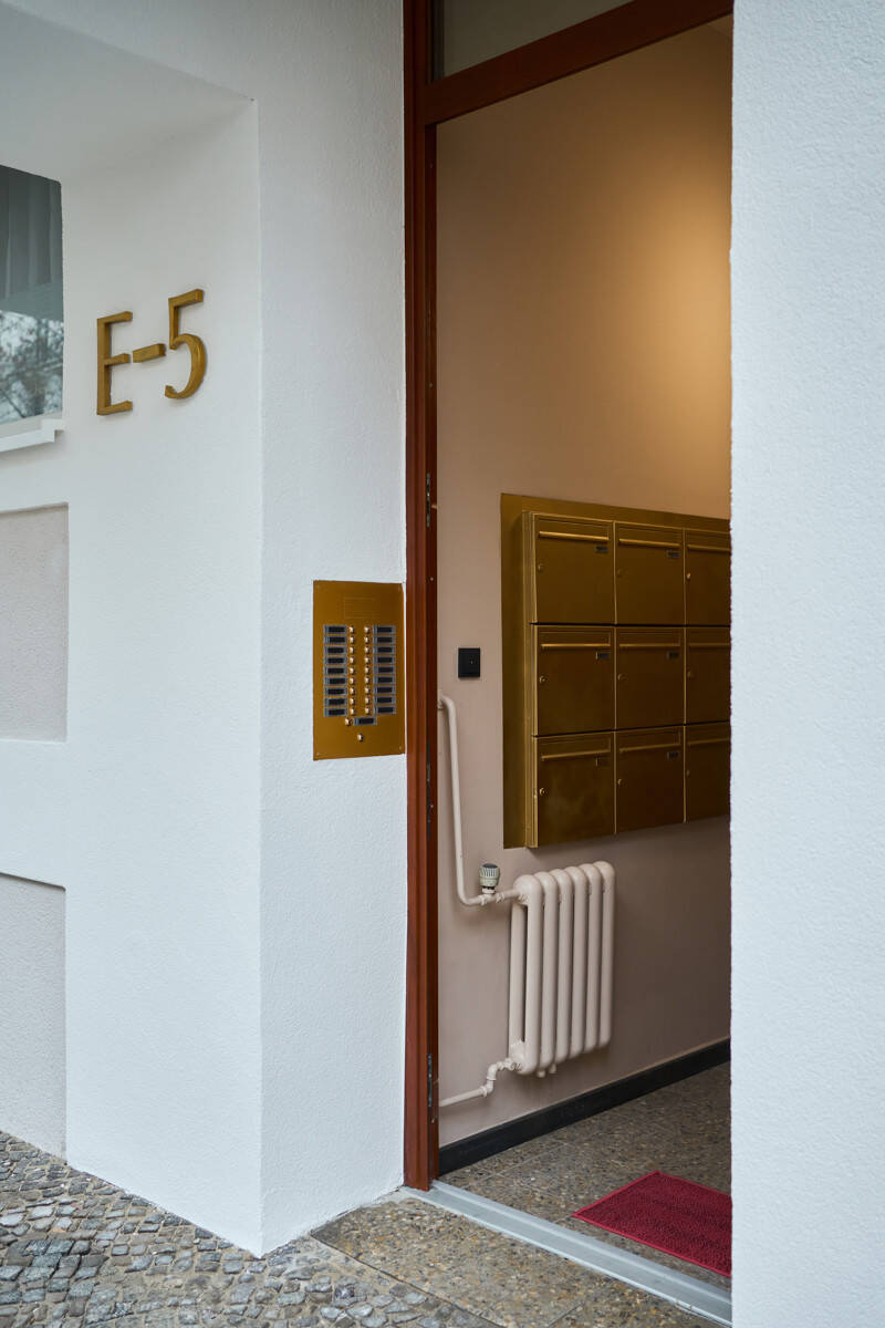 Charlottenburg: Eislebener Str: VERMIETETE 1-Zi-Whg, 40m² – 3.OG + SÜD-Balkon – kündbar in 9 Monaten, 10789 Berlin (Tempelhof-Schöneberg Charlottenburg Schöneberg Wilmersdorf)