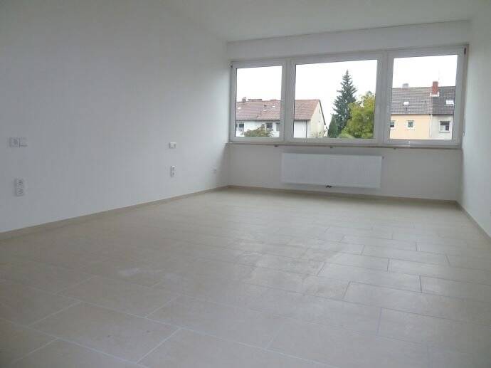 Sonnige 3-Zimmer- Wohnung mit Balkon, 90451 Nürnberg (Eibach Hafen Maiach Reichelsdorf Röthenbach bei Schweinau)