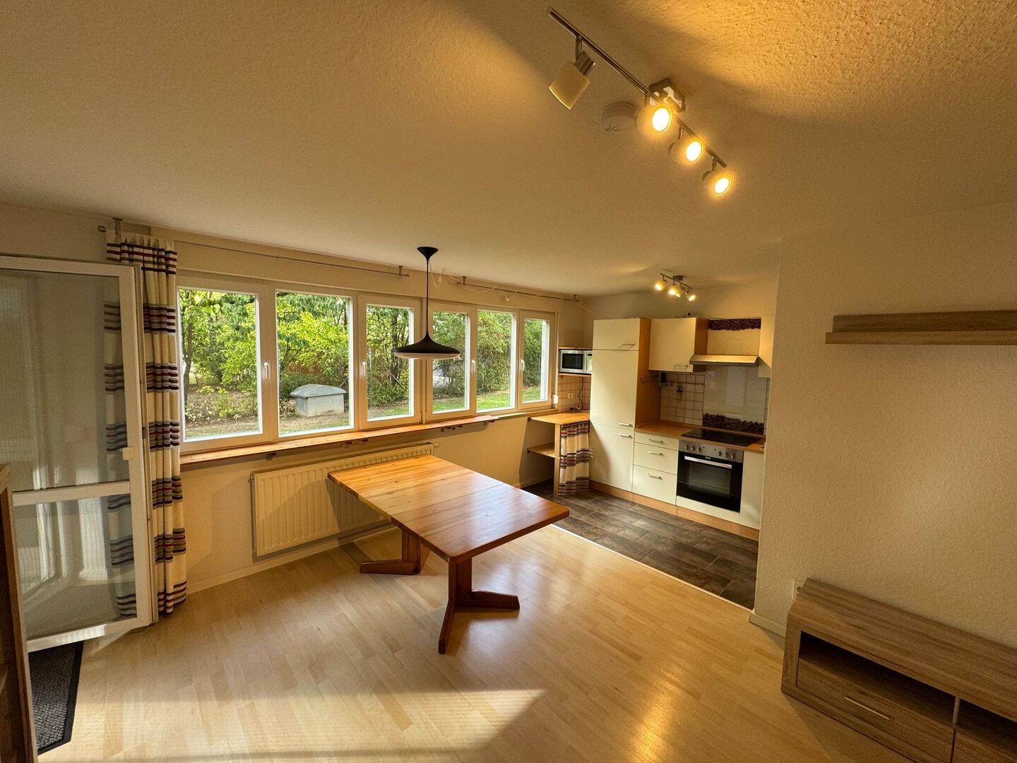 Sonnige 2-Zimmerwohnung in Muggenhof, 90429 Nürnberg