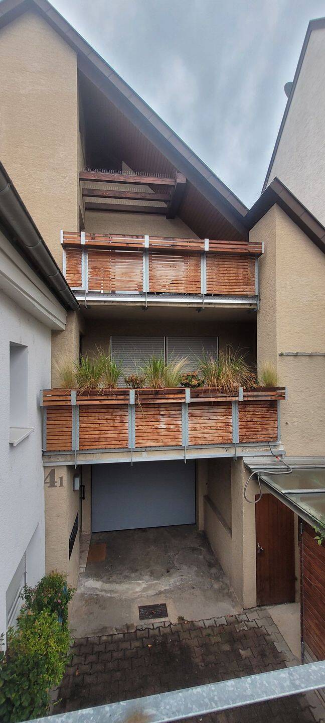 Ruhige Wohnung mit Balkon in zentraler Lage von Fellbach, 70734 Fellbach