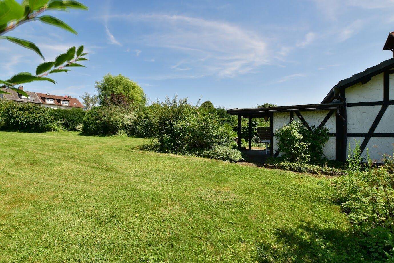 Wohnung mit Gartenmitbenutzung, 34134 Kassel (Niederzwehren Oberzwehren Süsterfeld/Helleböhn)