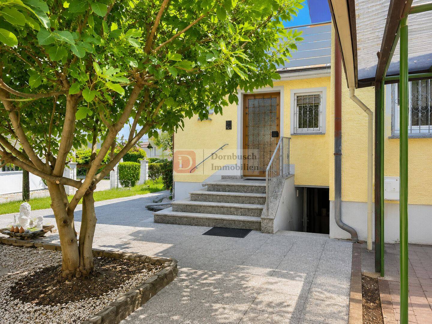 Top!! Einfamilienhaus in ruhiger und idyllischer Lage von F-Goldstein, 60529 Frankfurt am Main (Schwanheim)