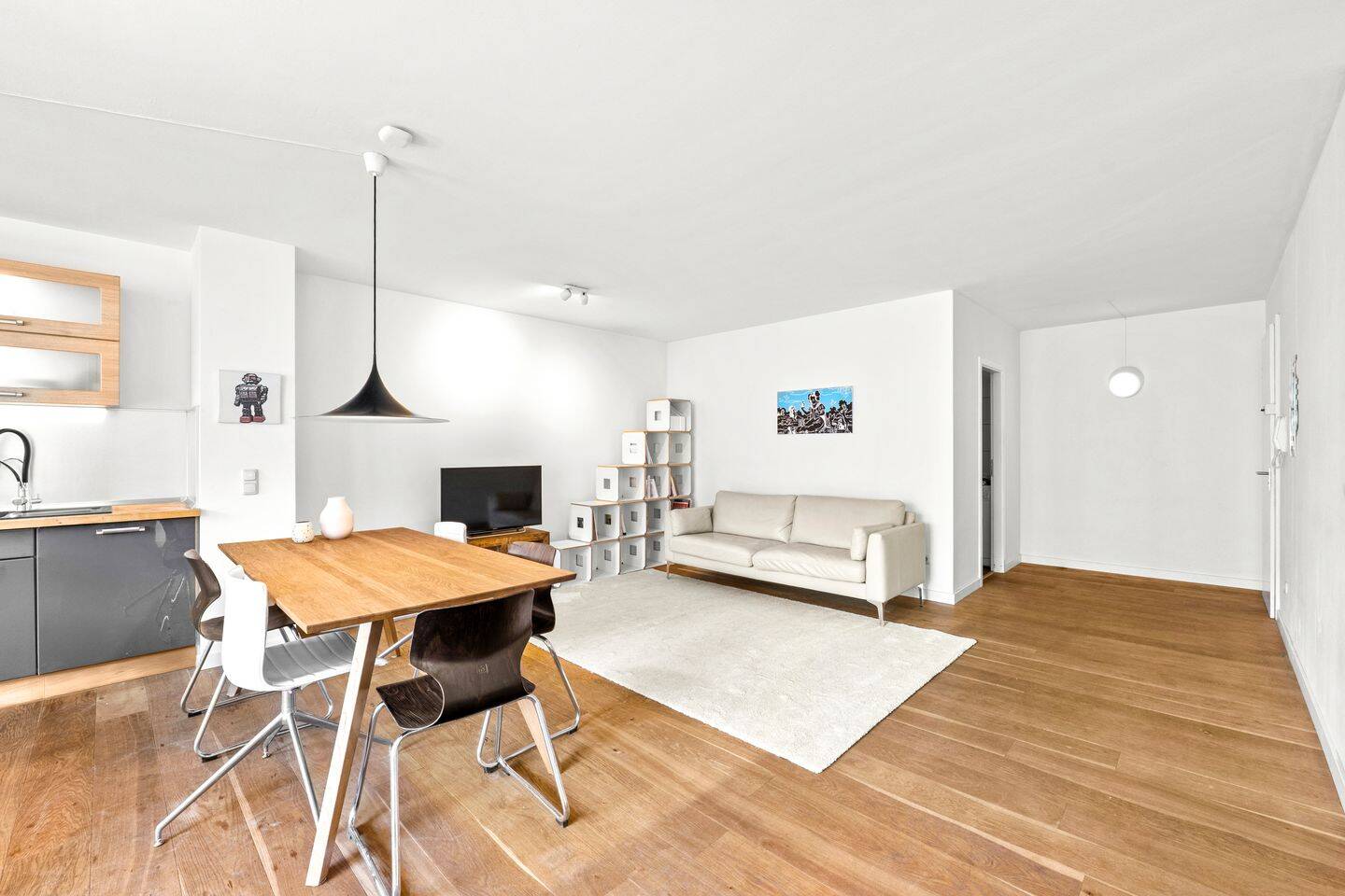 Stilvoll wohnen zwischen Mitte & Kreuzberg – mit Balkon und begehbarem Ankleidezimmer, 10179 Berlin (Mitte)