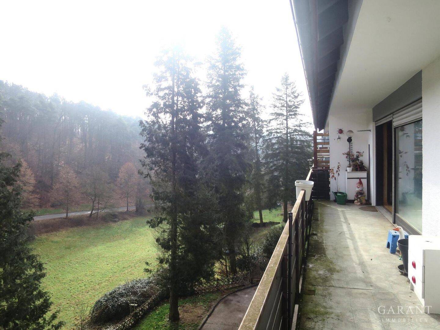 Maisonette-Wohnung mit großzügigem Grundriss, großem Balkon und schöner Aussicht in Morlautern, 67659 Kaiserslautern (Erfenbach Erlenbach Innenstadt Morlautern)