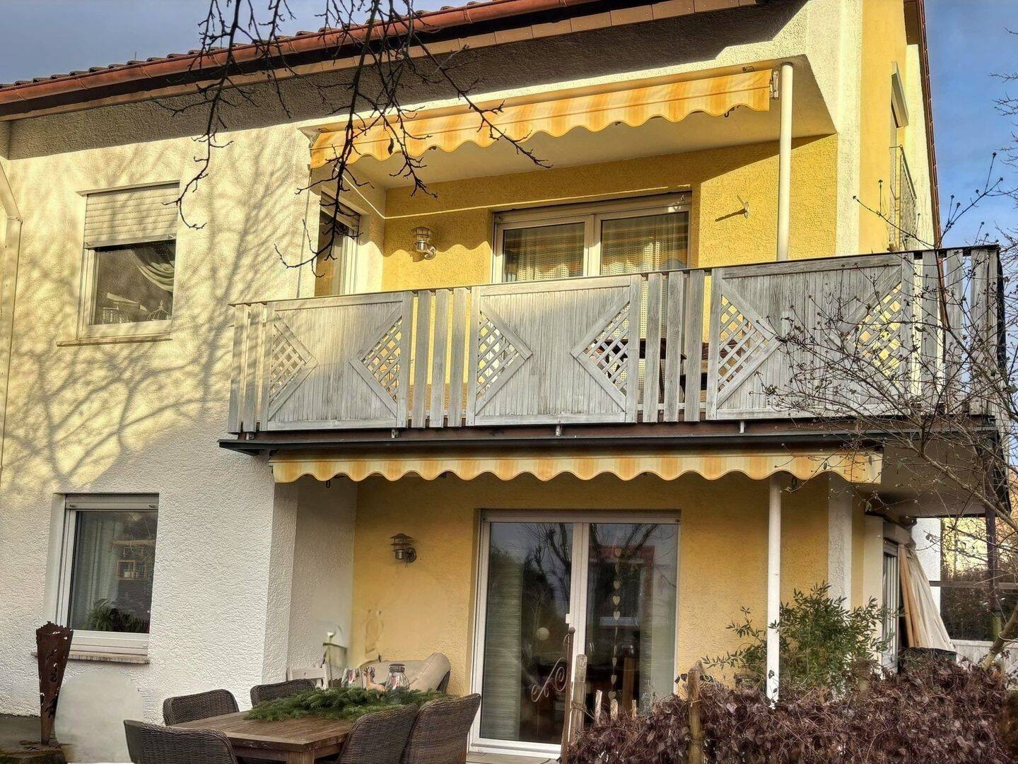 Reiheneckhaus mit großem Garten – ideal für Ihre Familie, 73035 Göppingen