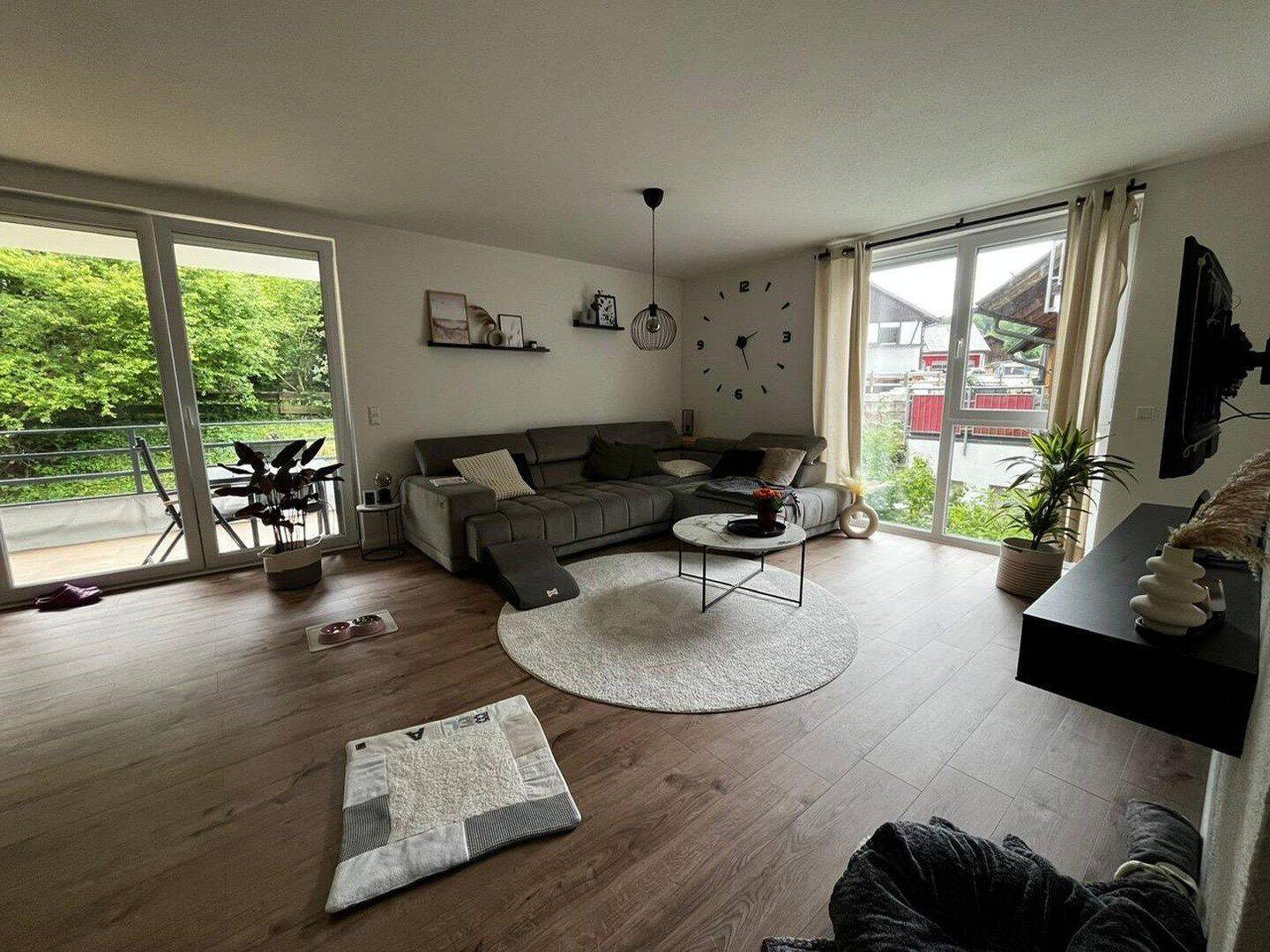 Modern & energieeffizient: 4 Zimmer mit großem Balkon und Blick ins Grüne, 72475 Bitz